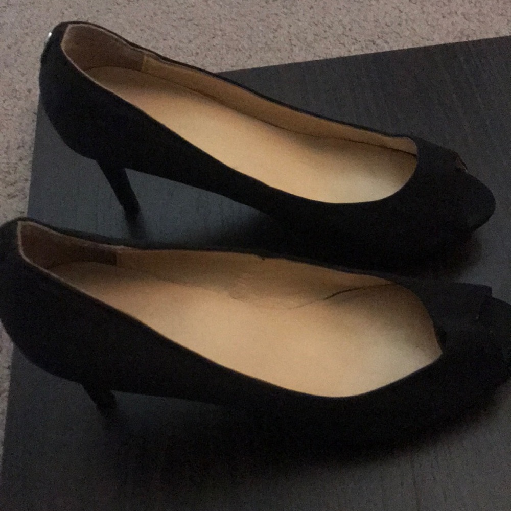 Open toed heels